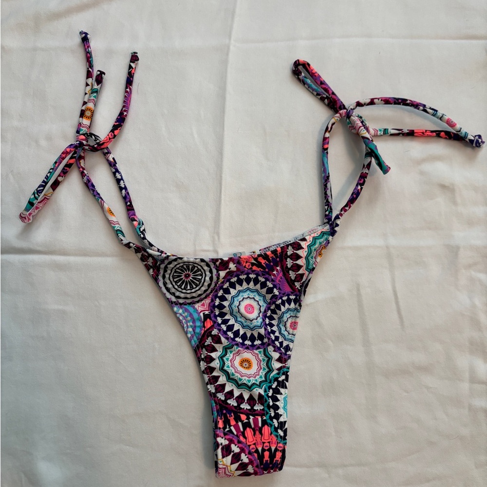 Cheeky Patterned Bikini Bottom